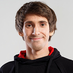 Autographed Trove Carafe 2019 Autographed by Danylo 'Dendi' Ishutin